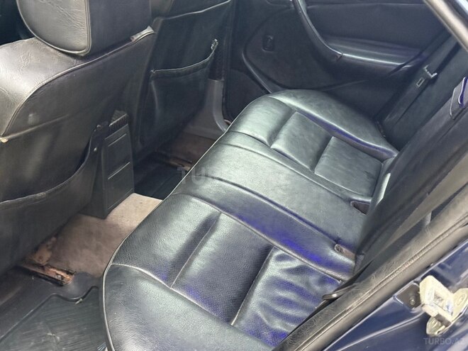 Mercedes C 220 1999, 289,546 km - 2.2 л - Bakı