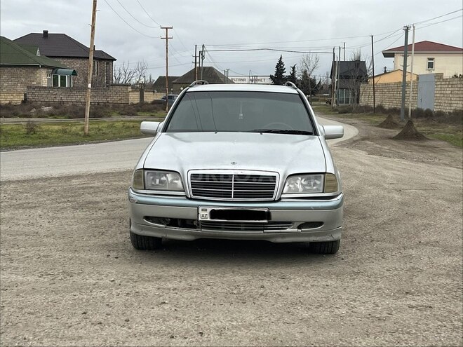 Mercedes C 220 1998, 325,000 km - 2.2 л - Xudat