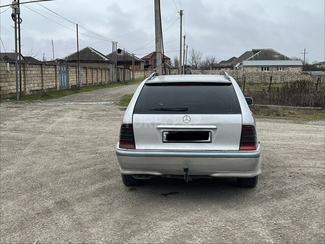 Mercedes C 220 1998, 325,000 km - 2.2 л - Xudat