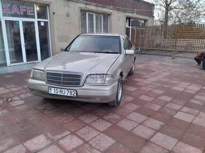 Mercedes C 180 1995, 325,465 km - 1.8 л - Qazax