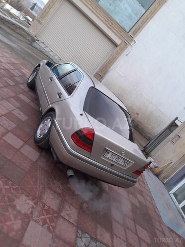 Mercedes C 180 1995, 325,465 km - 1.8 л - Qazax
