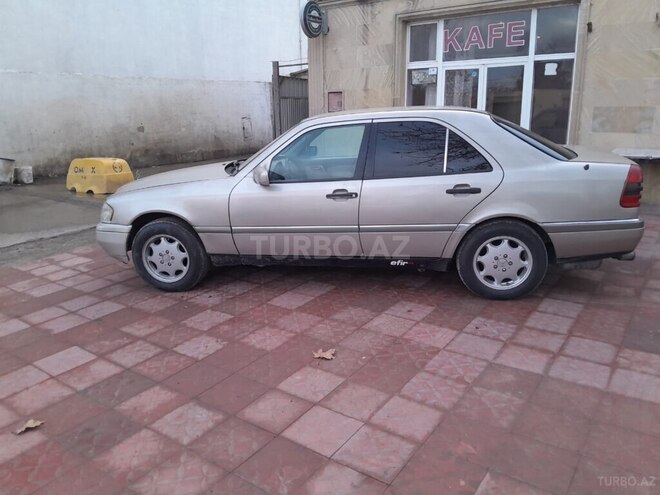 Mercedes C 180 1995, 325,465 km - 1.8 л - Qazax