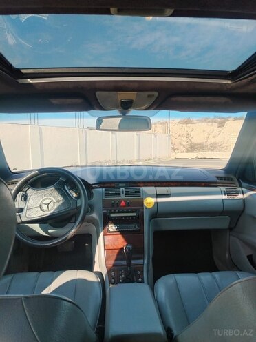 Mercedes E 230 1997, 456,789 km - 2.3 l - Bakı