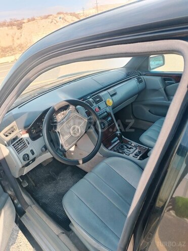 Mercedes E 230 1997, 456,789 km - 2.3 l - Bakı