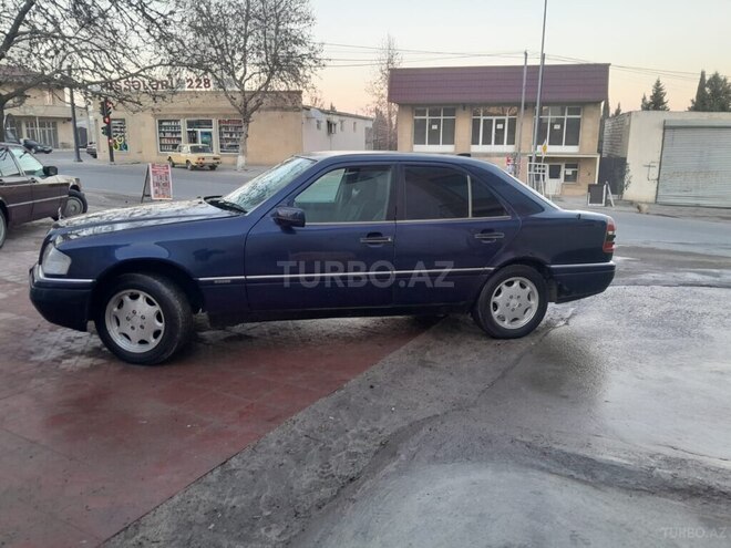 Mercedes C 180 1995, 329,632 km - 1.8 l - Qazax