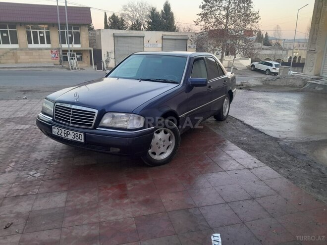 Mercedes C 180 1995, 329,632 km - 1.8 l - Qazax
