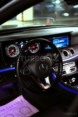 Mercedes E 300 d 2017, 175,000 km - 2.0 l - Bakı