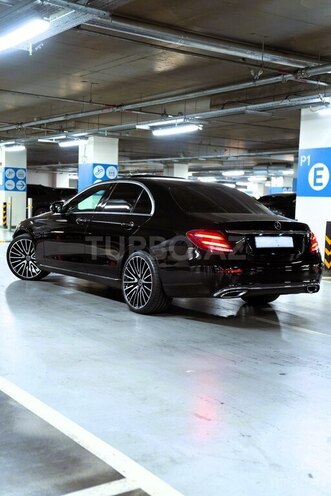 Mercedes E 300 d 2017, 175,000 km - 2.0 l - Bakı