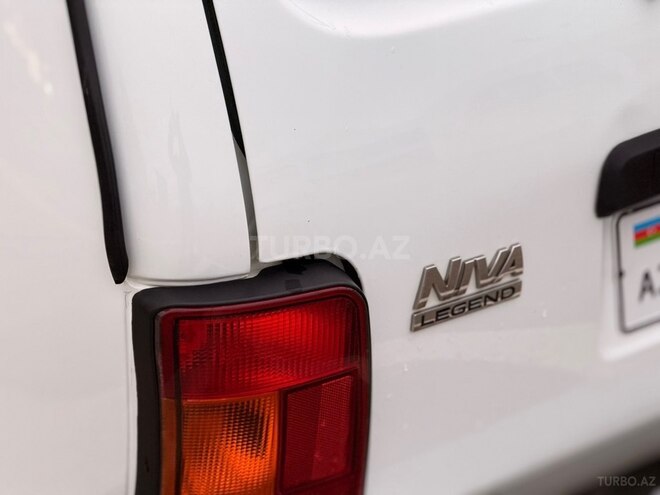 LADA (VAZ) Niva 2021, 99,000 km - 1.7 l - Gəncə