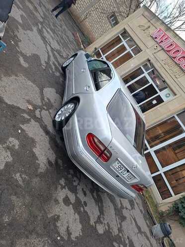 Mercedes E 240 2000, 214,583 km - 2.4 l - Qazax