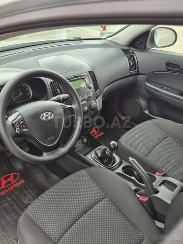 Hyundai i30 2009, 182,000 km - 1.4 l - Bakı