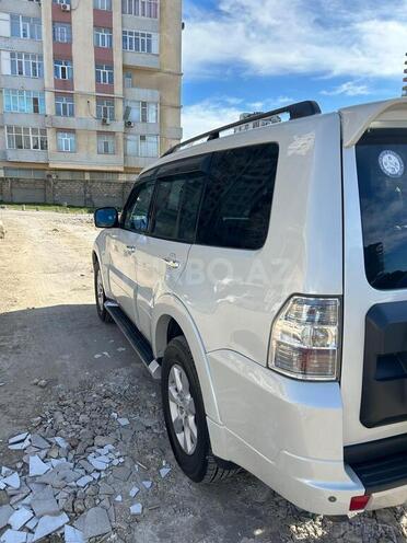 Mitsubishi Pajero 2012, 212,000 km - 3.5 л - Bakı