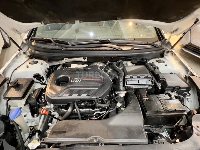 Hyundai Sonata-21