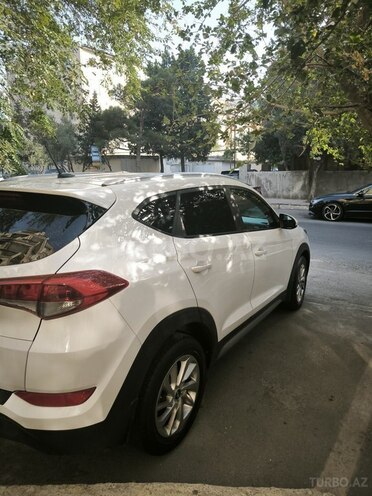 Hyundai Tucson 2016, 190,707 km - 2.0 l - Bakı