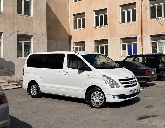 Hyundai H-1 2014, 220,000 km - 2.5 l - Bakı