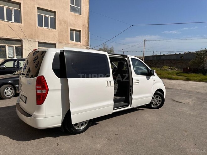 Hyundai H-1 2014, 220,000 km - 2.5 l - Bakı