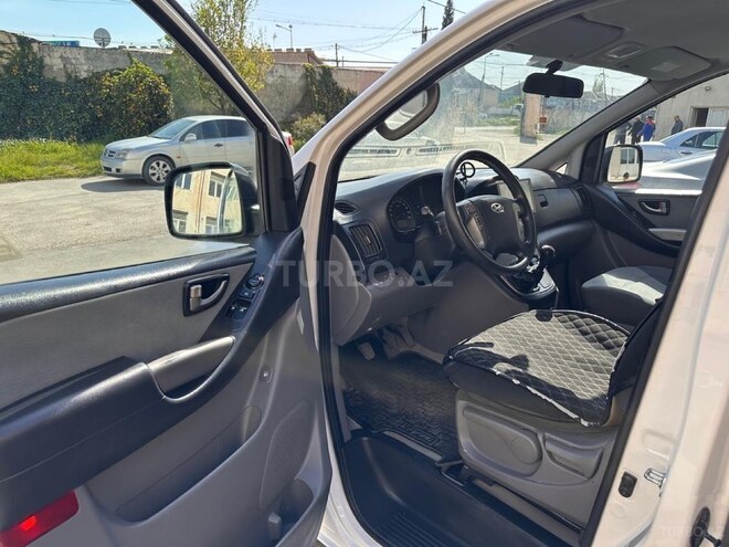Hyundai H-1 2014, 220,000 km - 2.5 l - Bakı