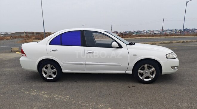 Nissan Sunny 2011, 470,000 km - 1.5 l - Naftalan