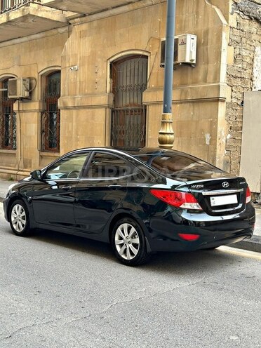 Hyundai Accent 2011, 220,000 km - 1.6 l - Bakı