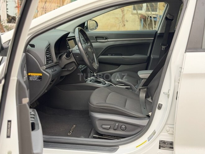 Hyundai Elantra 2017, 57,000 km - 2.0 l - Bakı