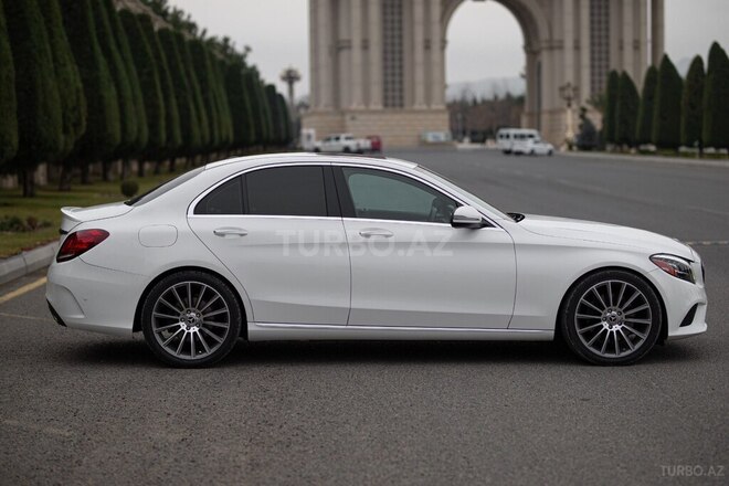 Mercedes C 300 2019, 82,000 km - 2.0 l - Gəncə