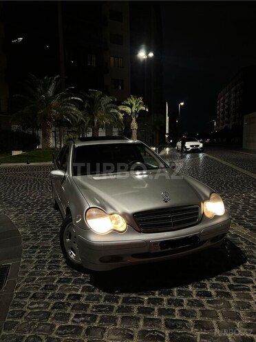 Mercedes C 200 2000, 333,000 km - 2.0 л - Bakı