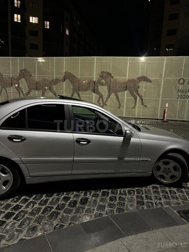 Mercedes C 200 2000, 333,000 km - 2.0 л - Bakı