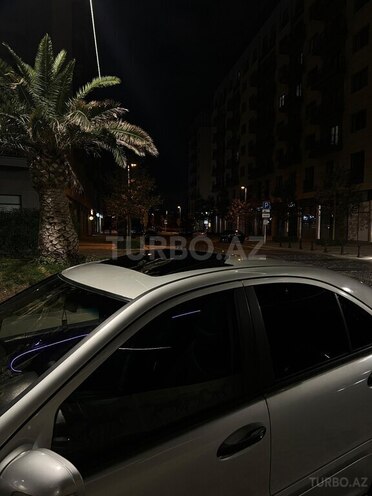 Mercedes C 200 2000, 333,000 km - 2.0 л - Bakı
