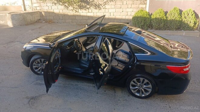 Hyundai Azera-2
