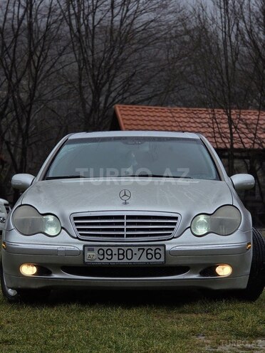 Mercedes C 240 2001, 417,000 km - 2.6 l - Sumqayıt