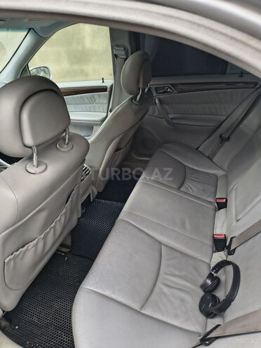 Mercedes C 240 2001, 417,000 km - 2.6 l - Sumqayıt