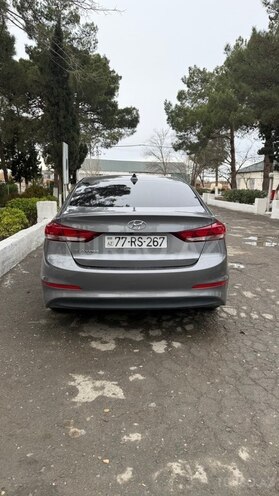 Hyundai Elantra 2018, 168,498 km - 2.0 l - Gəncə