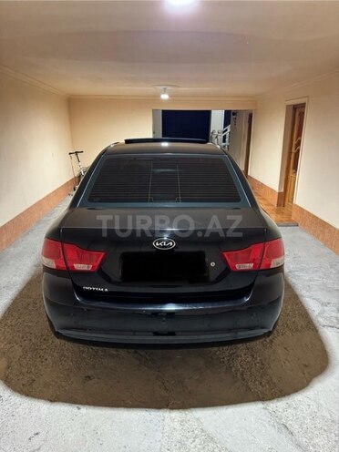 Kia Optima-2