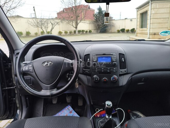 Hyundai i30 2010, 294,000 km - 1.4 l - Bakı