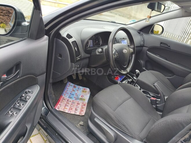 Hyundai i30 2010, 294,000 km - 1.4 l - Bakı