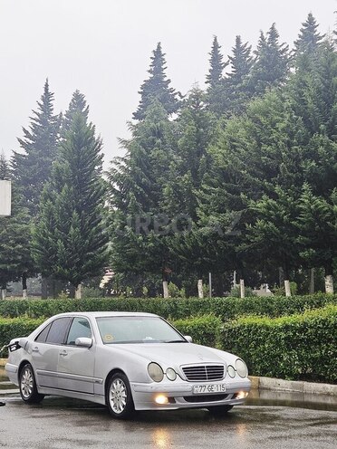 Mercedes E 220 2000, 58,000 km - 2.2 l - Masallı