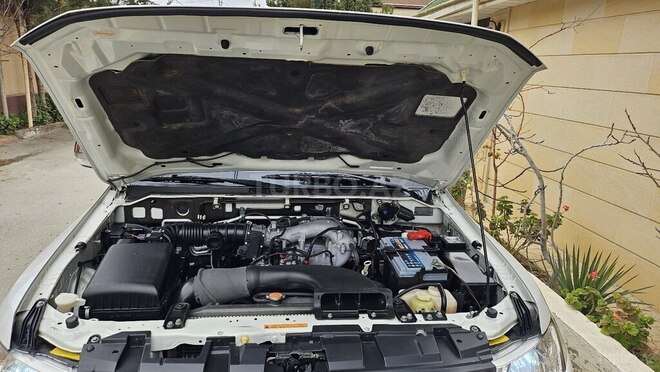 Mitsubishi Pajero 2008, 159,240 km - 3.0 л - Bakı