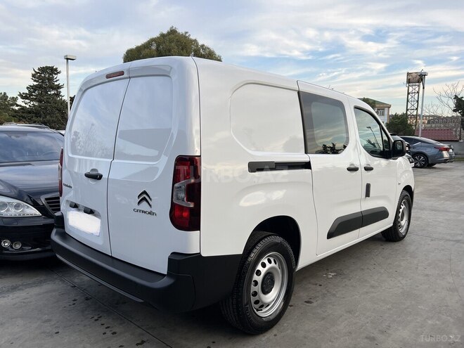 Citroen Berlingo VU-7