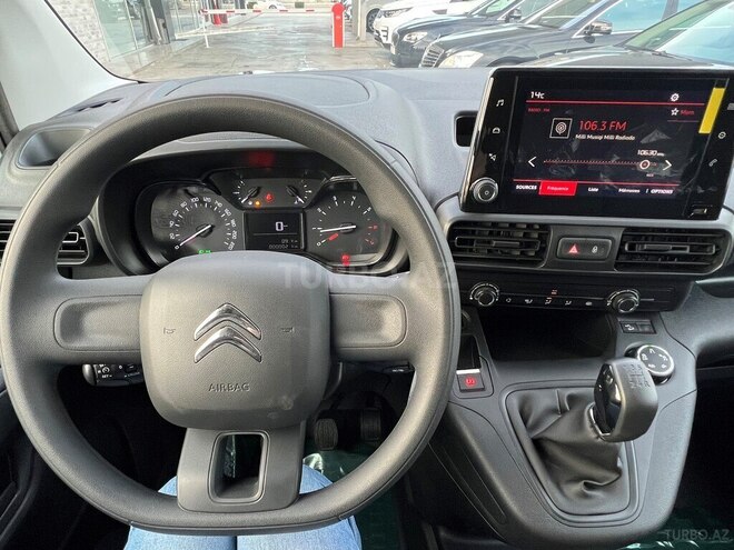 Citroen Berlingo VU-17