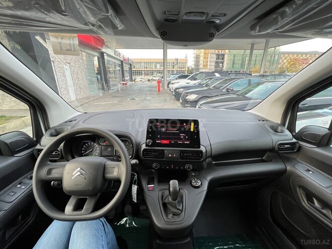 Citroen Berlingo VU-16