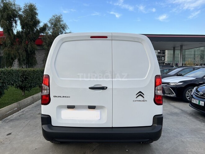 Citroen Berlingo VU-2