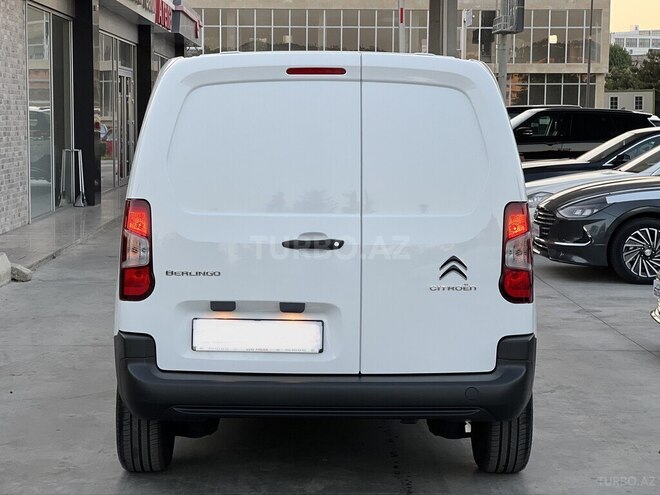 Citroen Berlingo VU-2