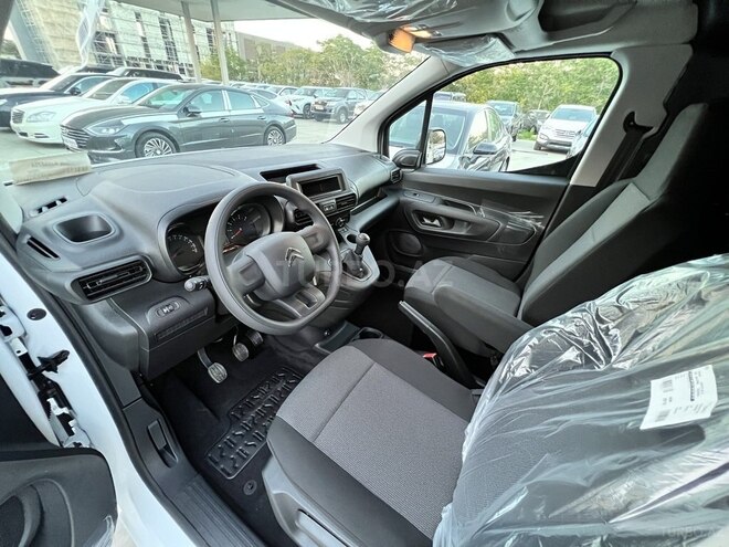 Citroen Berlingo VU-13