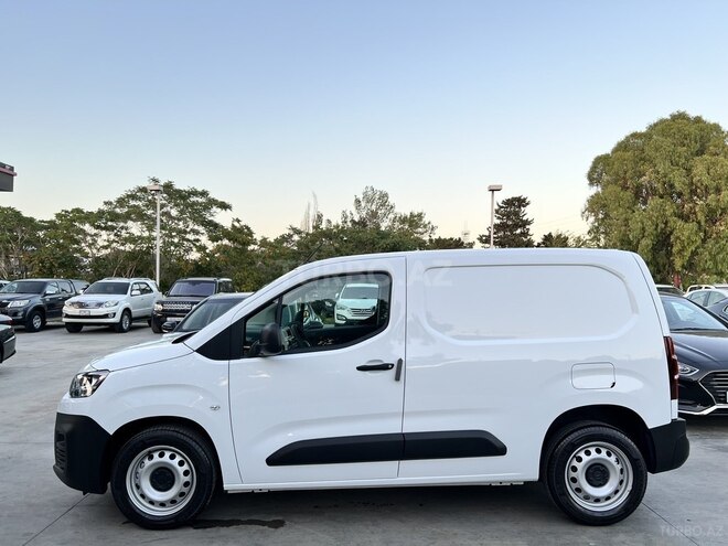 Citroen Berlingo VU-6