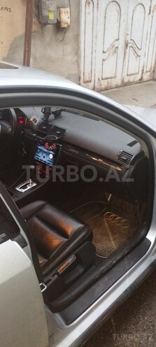 Audi A4 2002, 284,000 km - 1.8 l - Bakı