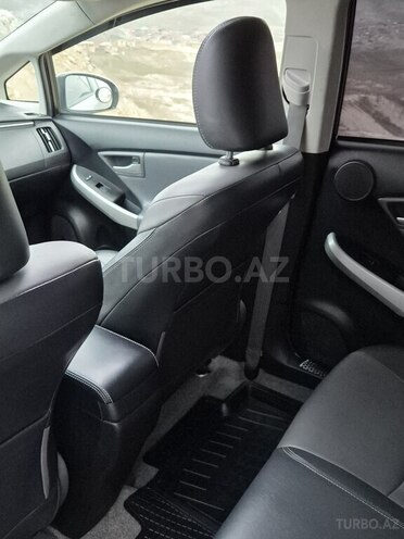 Toyota Prius 2013, 268,000 km - 1.8 l - Bakı