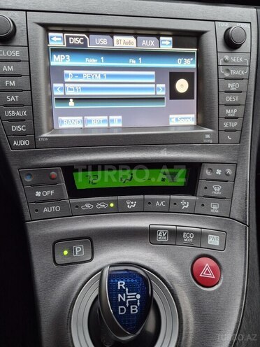 Toyota Prius 2013, 268,000 km - 1.8 l - Bakı