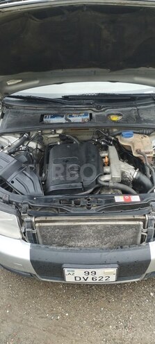 Audi A4 2002, 284,000 km - 1.8 l - Bakı