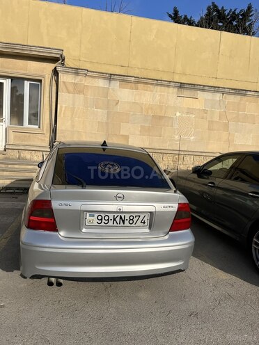 Opel Vectra 1999, 150,000 km - 1.6 l - Bakı