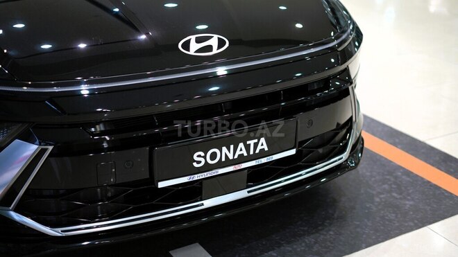 Hyundai Sonata-4
